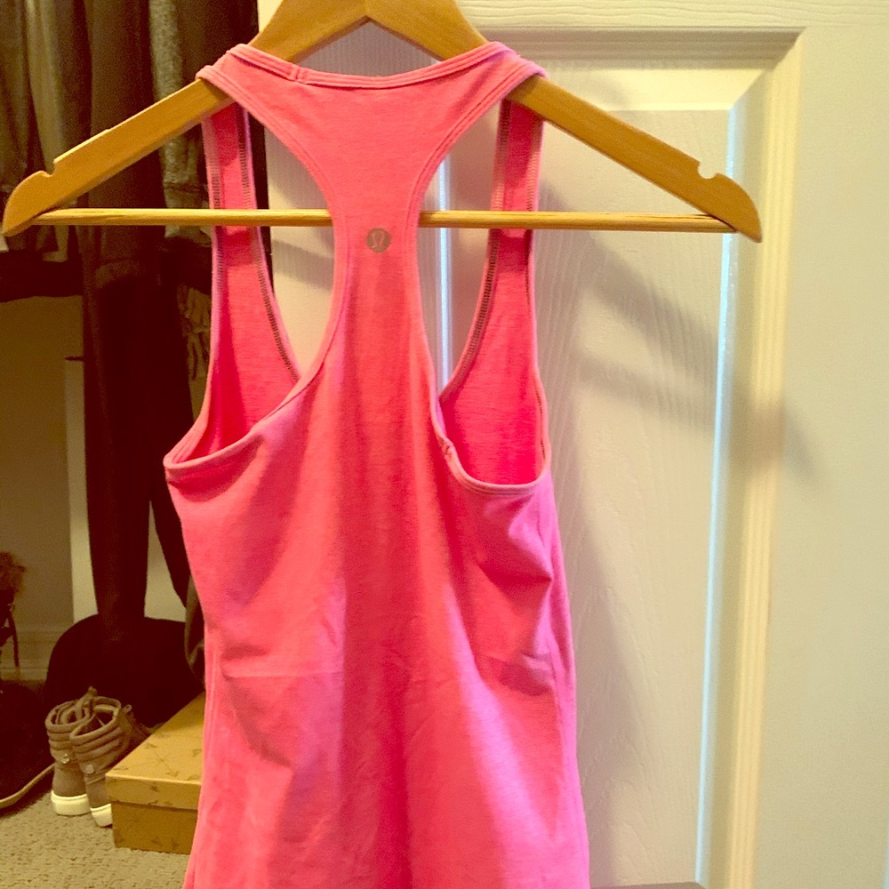 Lululemon tank